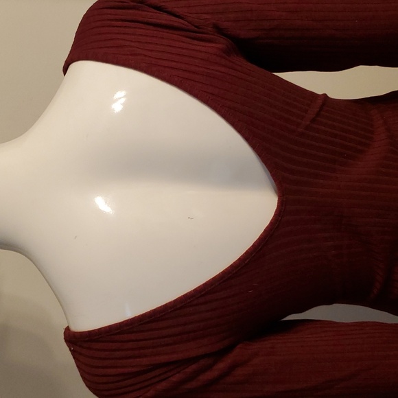 Long Fitted Dress - Picture 5 of 7